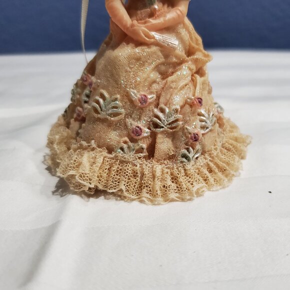 Southern Belle Hanging Ornament/Parasol Hanging Ornament with Lace & Pearls - Picture 4 of 11